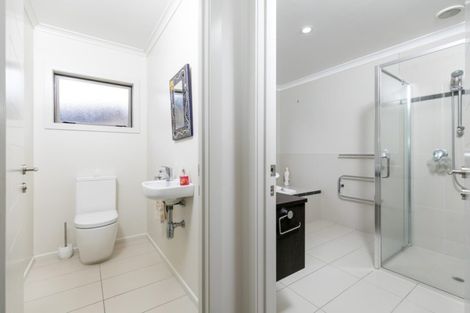 Photo of property in 2 Peninsula Point, Huntington, Hamilton, 3210