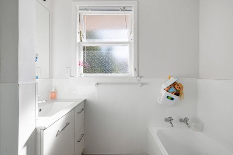 Photo of property in 23 Laurence Street, Queenwood, Hamilton, 3210