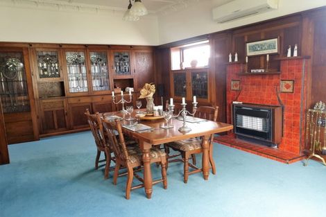 Photo of property in 2 Edward Street, Dannevirke, 4930