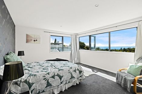 Photo of property in 82 Kowhai Road, Campbells Bay, Auckland, 0630
