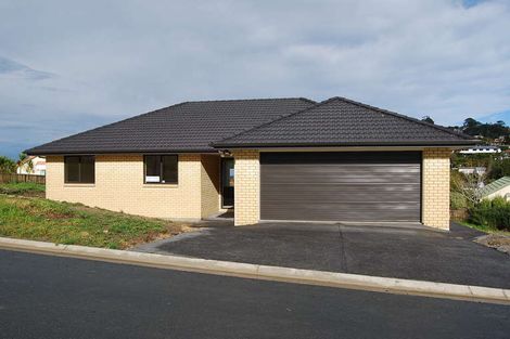 Photo of property in 3 Andre Rise, Stanmore Bay, Whangaparaoa, 0932