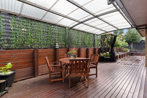 Photo of property in 53 Chesterfield Way, Orewa, 0931