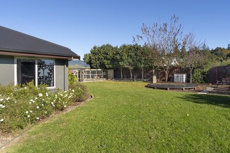 Photo of property in 10 Ryeland Avenue, Wakefield, 7025