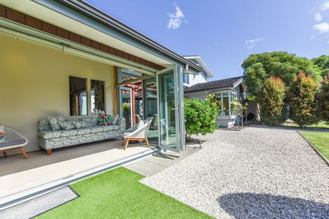Photo of property in 16 Aratia Way, Richmond, 7020