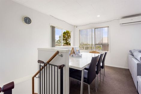 Photo of property in 98 Reynella Drive, Massey, Auckland, 0614