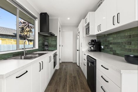 Photo of property in 4 Otatara Road, Taradale, Napier, 4112