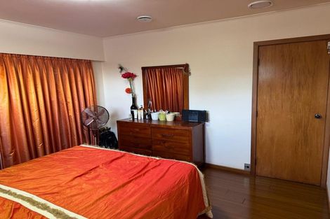 Photo of property in 99 Stottholm Road, Titirangi, Auckland, 0604