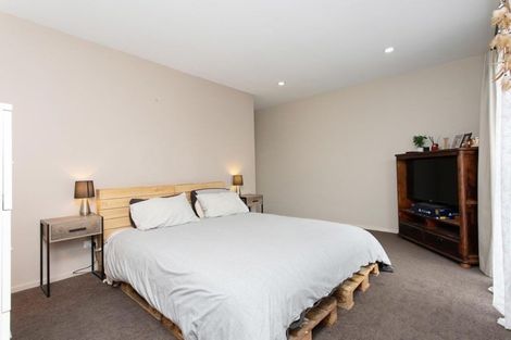 Photo of property in 9g Crohane Place, Addington, Christchurch, 8024