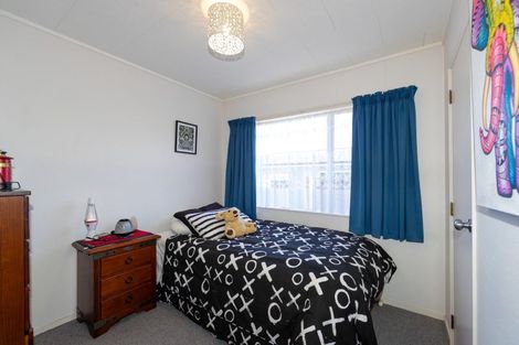 Photo of property in 3/909 Clive Street, Akina, Hastings, 4122