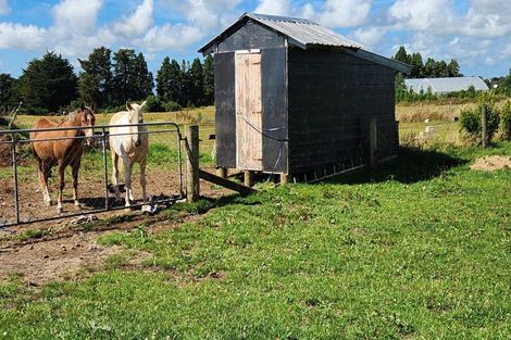 Photo of property in 70 Peters Road, Kaimiro, Inglewood, 4386