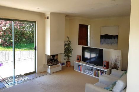 Photo of property in 38a Sunnynook Road, Sunnynook, Auckland, 0620