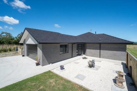 Photo of property in 272 Austin Road, Normanby, Hawera, 4673