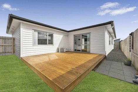 Photo of property in 4 Mokopapa Street, Takanini, 2112