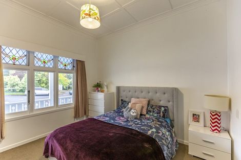 Photo of property in 2 Matthew Street, Waipawa, 4210