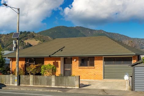 Photo of property in 1/4 Weka Street, The Wood, Nelson, 7010