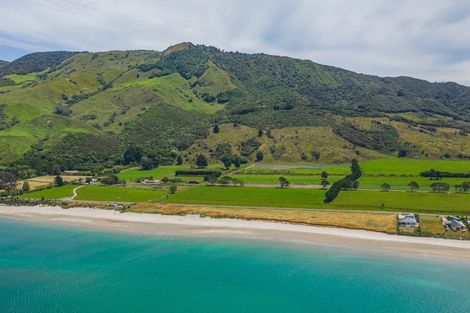 Photo of property in 1060 Collingwood-puponga Main Road, Pakawau, Collingwood, 7073