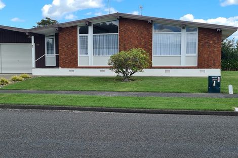 Photo of property in 2 Drury Street, Cloverlea, Palmerston North, 4412