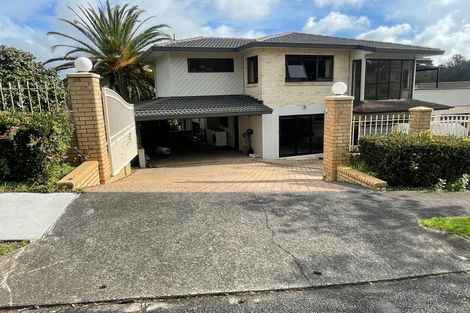 Photo of property in 8 Francis Curtis Avenue, Blockhouse Bay, Auckland, 0600