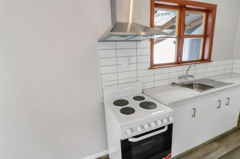 Photo of property in 10 Victor Street, Dannevirke, 4930