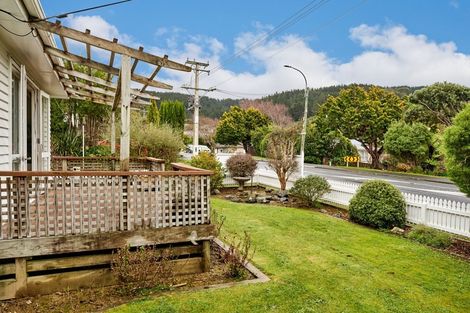 Photo of property in 112 Oriel Avenue, Tawa, Wellington, 5028