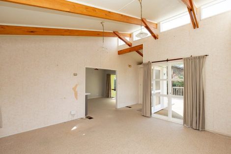 Photo of property in 36 Pipiroa Road, Ngatea, 3503