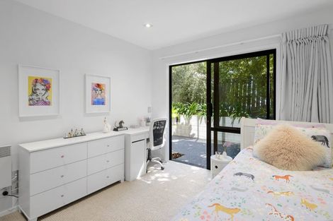 Photo of property in 272 Cannon Hill Crescent, Mount Pleasant, Christchurch, 8081