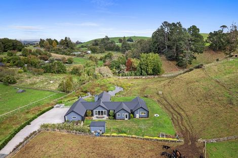Photo of property in 13 Tari Road, Pukeatua, 3880