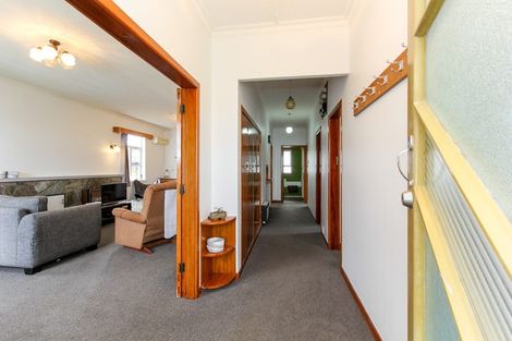 Photo of property in 27 Ngaio Street, Strandon, New Plymouth, 4312