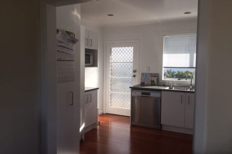 Photo of property in 1/54 Richards Avenue, Forrest Hill, Auckland, 0620