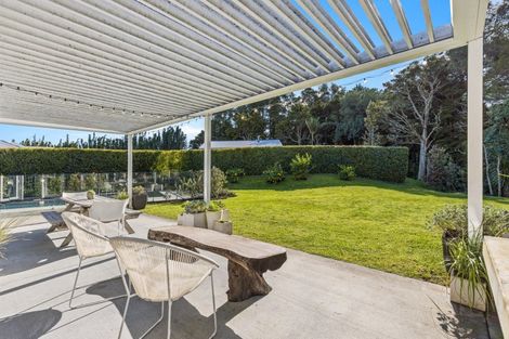 Photo of property in 32 Awanui Crescent, Matakana, 0985