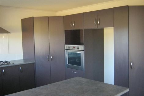 Photo of property in 64 Gibson Place, Papamoa Beach, Papamoa, 3118