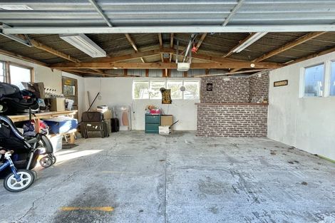 Photo of property in 27 Rimu Street, Naenae, Lower Hutt, 5011