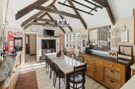 Photo of property in 15 Daniell Street, Bulls, 4818