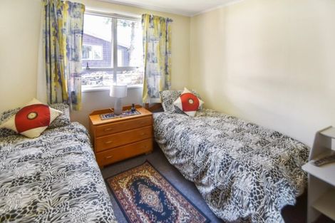 Photo of property in 16 Black Peak Road, Omarama, 9412