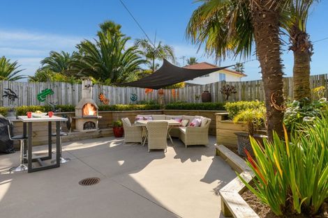 Photo of property in 8 Seychelles Drive, Papamoa Beach, Papamoa, 3118