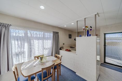 Photo of property in 17 Guildford Street, Tamatea, Napier, 4112