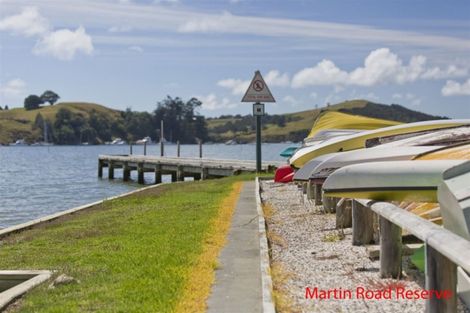 Photo of property in 21 Lysnar Road, Matakana, Warkworth, 0985