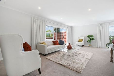 Photo of property in 1 Mchardy Place, Glenfield, Auckland, 0627