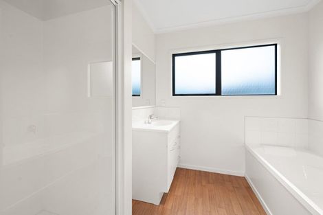 Photo of property in 7 Lakemere Way, Kinloch, Taupo, 3377