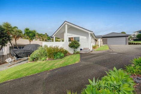 Photo of property in 11 Kestrel Heights, Arkles Bay, Whangaparaoa, 0932