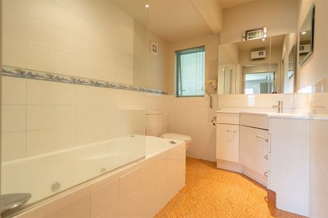 Photo of property in 15 Tohitapu Road, Paihia, 0200