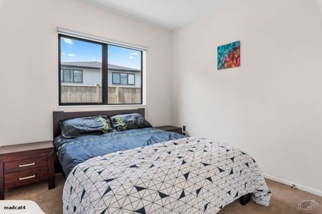 Photo of property in 29 Tawa Place, Orewa, 0931