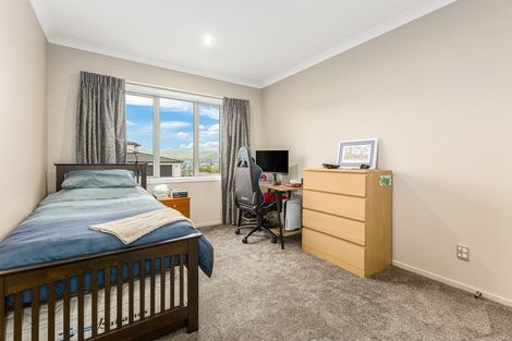 Photo of property in 4 Peel Lane, Aotea, Porirua, 5024