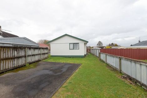 Photo of property in 8a Perry Place, Bader, Hamilton, 3206