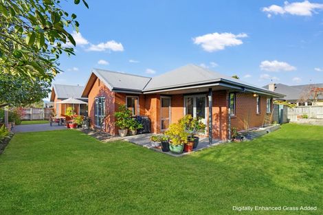 Photo of property in 35 Heathridge Place, Lincoln, 7608