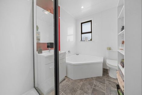 Photo of property in 28 Kingsford Street, Bell Block, New Plymouth, 4312