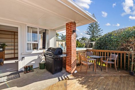 Photo of property in 5 Browne Street, Waitara, 4320