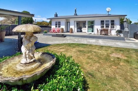 Photo of property in 1 Newall Place, Solway, Masterton, 5810