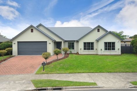 Photo of property in 46 Cairns Crescent, Rototuna, Hamilton, 3210