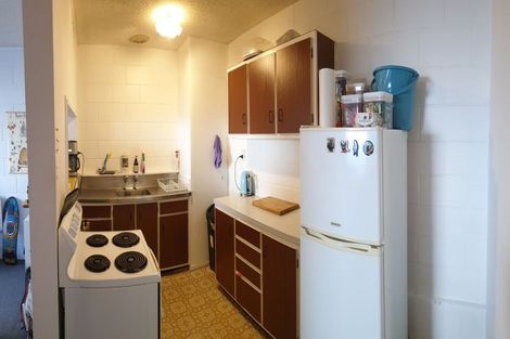 Photo of property in 129 Constable Street, Newtown, Wellington, 6021